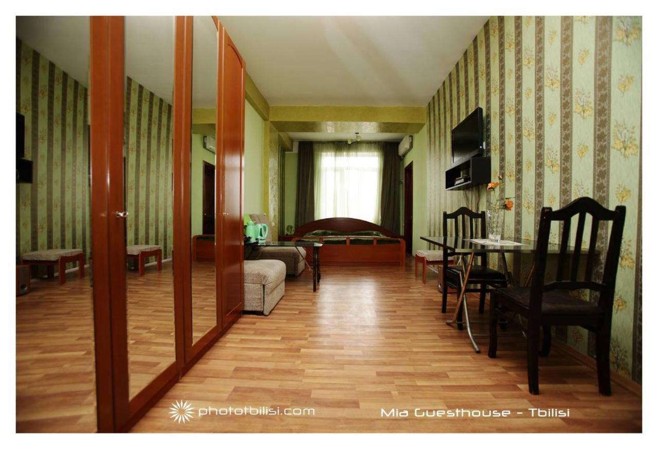 Niko'S Apartments On Shartava Street Tbilisi Esterno foto