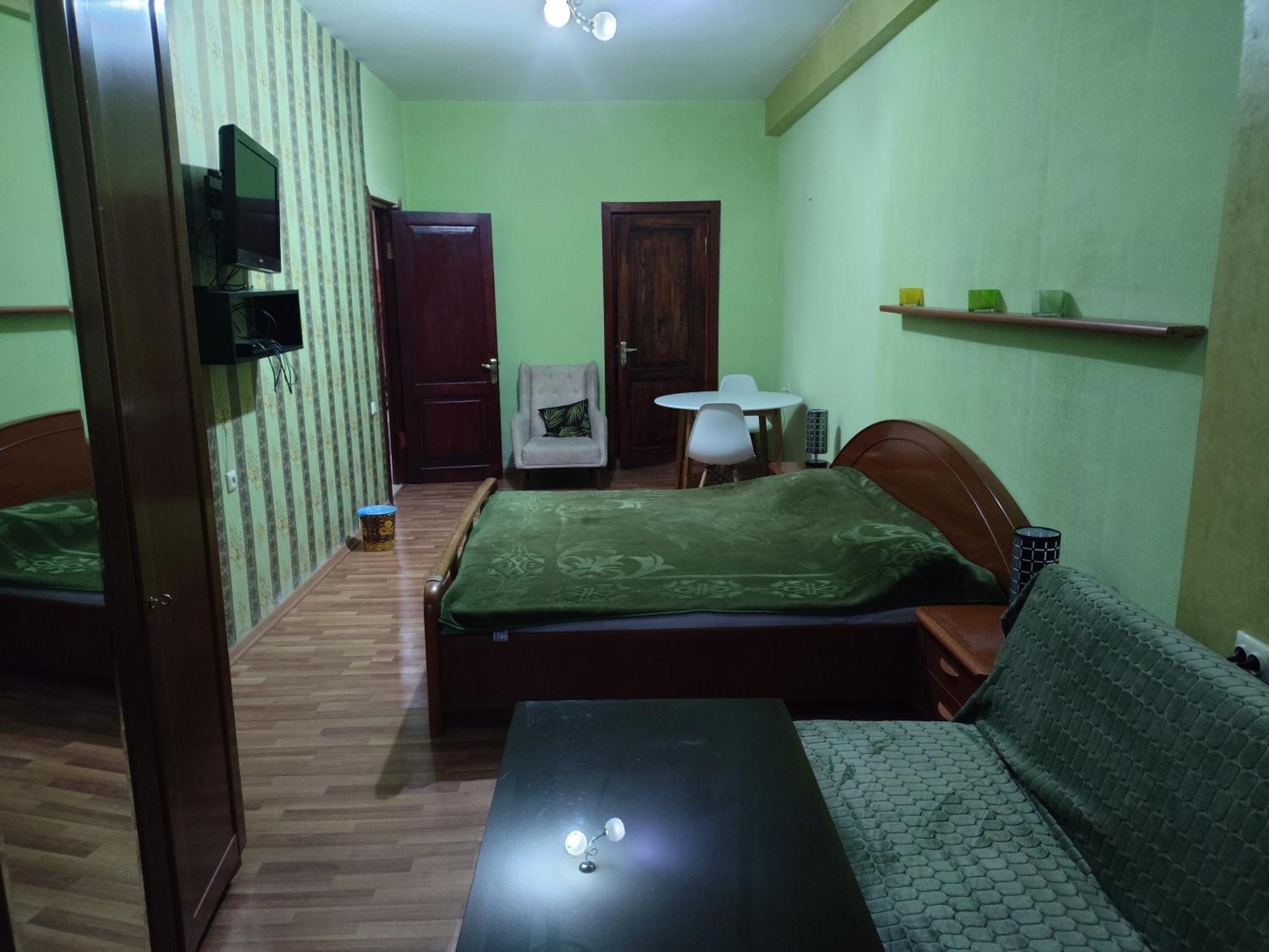 Niko'S Apartments On Shartava Street Tbilisi Esterno foto